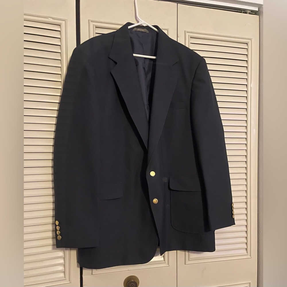 Haggar Men’s Sports Coat Dark Blue Gold Buttons Size 44 L Big And Tall
